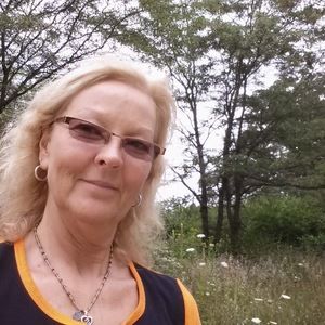 Meet your Posher, Michele